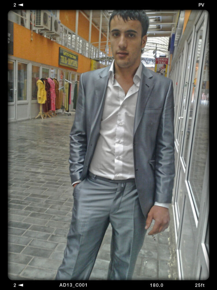  4694563  Ercan, 37 ,    