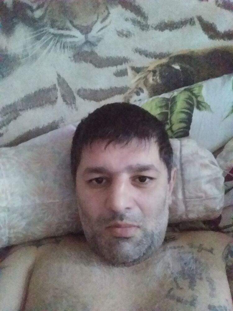  14742903  , 45 ,    