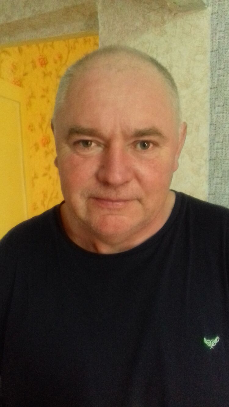  22737823  Andrey, 52 ,    