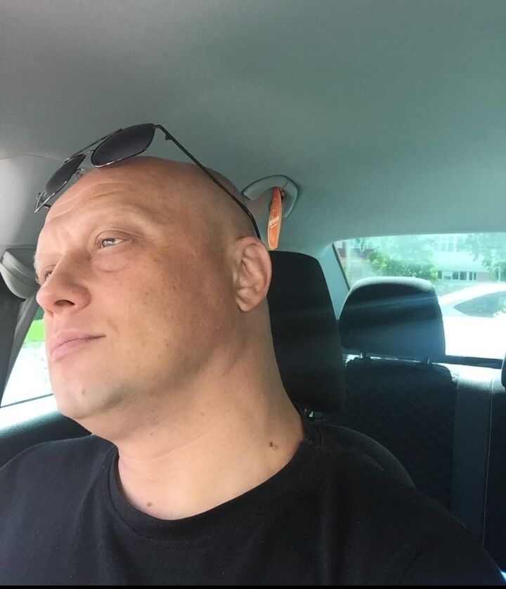  ,   Dmitry, 47 ,   ,   , c , 