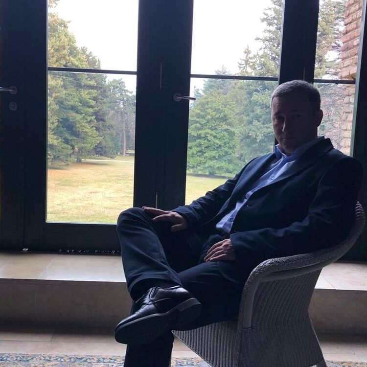  53000093  Sergey, 47 ,    