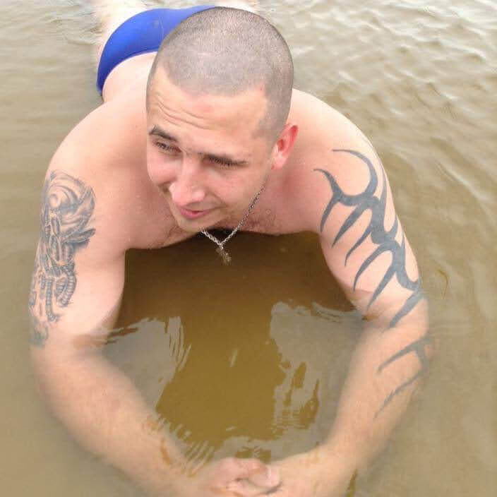  ,   Jurijs, 40 ,   ,   , c 