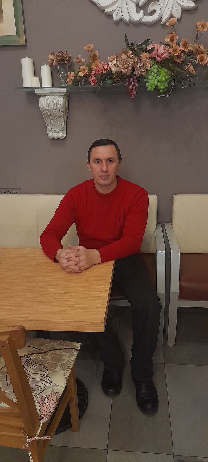  Bissau,   , 49 ,   c 