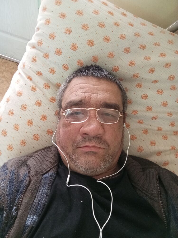  43041883  , 48 ,    --