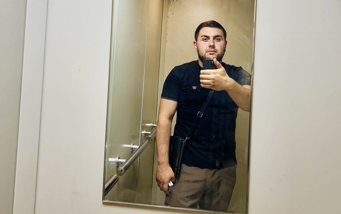  54486583  Sargis, 28 ,    