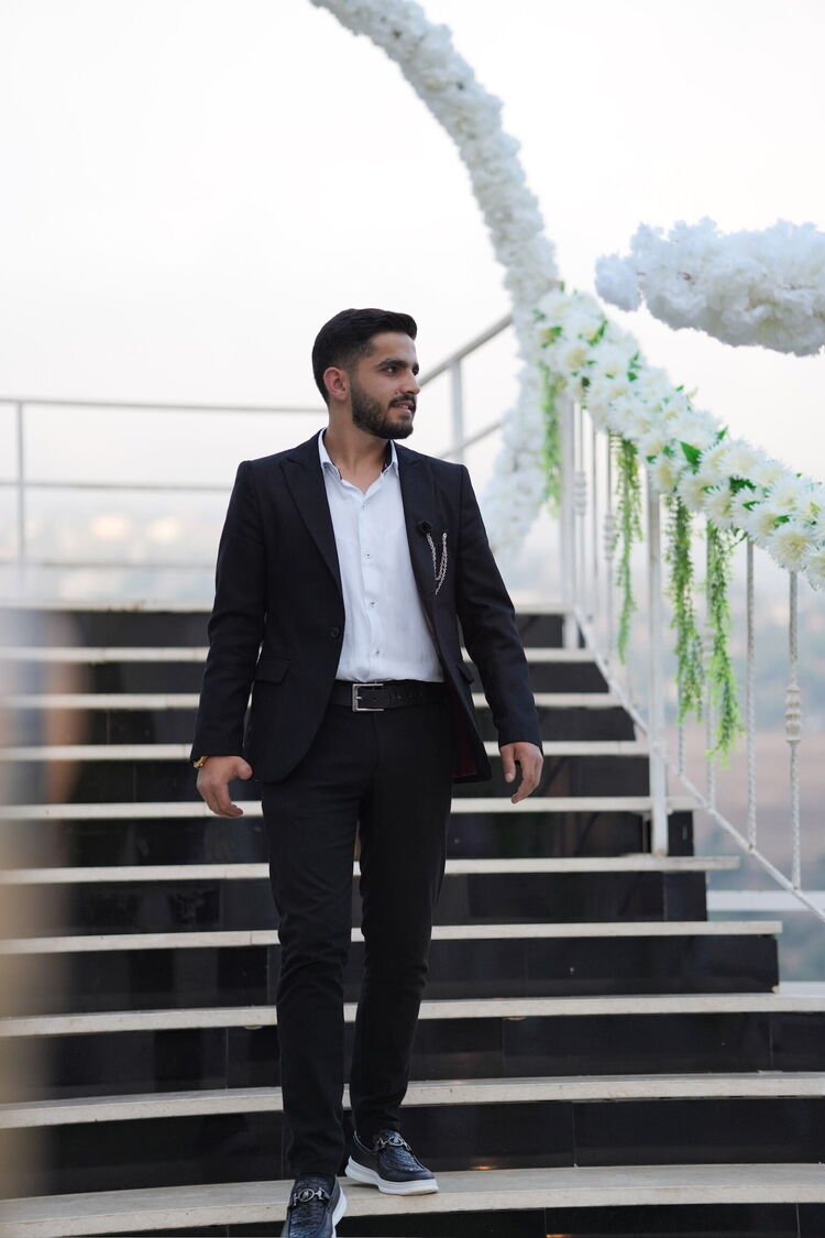 ���� 56017323 ������� Mouhamad, 26 ���, ���� ���������� � Lambeth