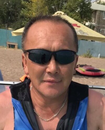  49315493  Saduakas, 54 ,    