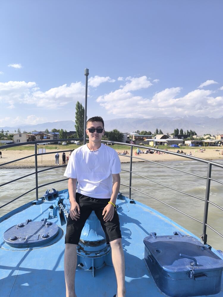  52904913  , 22 ,    -