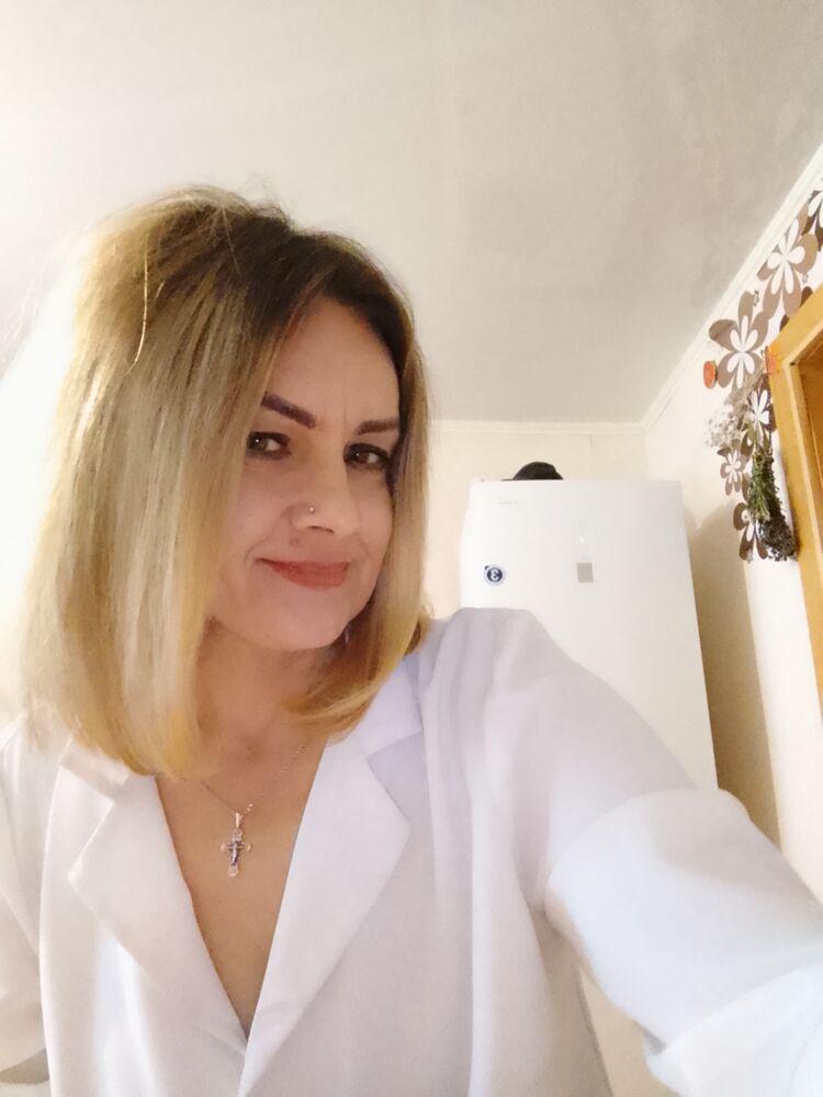  ,   Yulia, 52 ,   ,   
