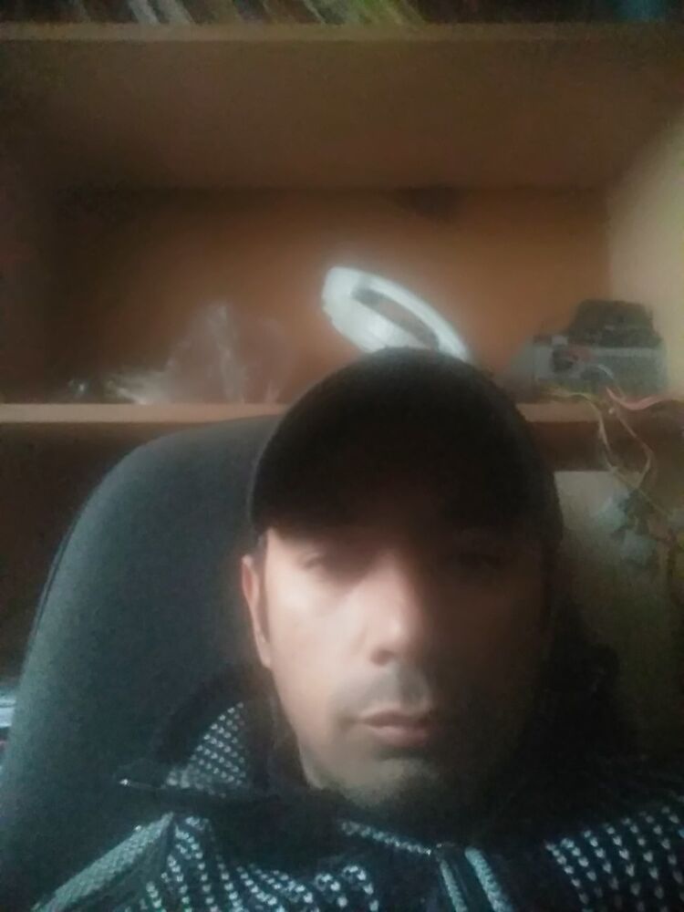  18177593  Bekzod, 38 ,    