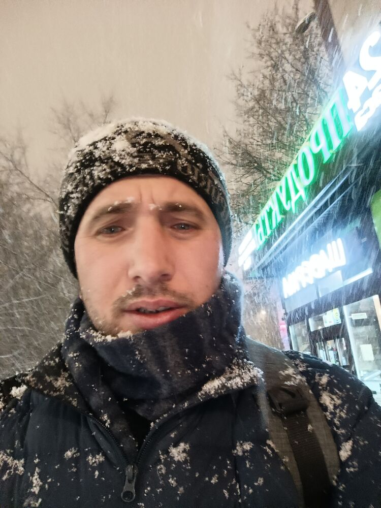  48810953  Murat, 42 ,    