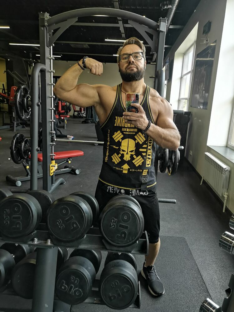  ,   ALEKSANDR, 35 ,   ,   