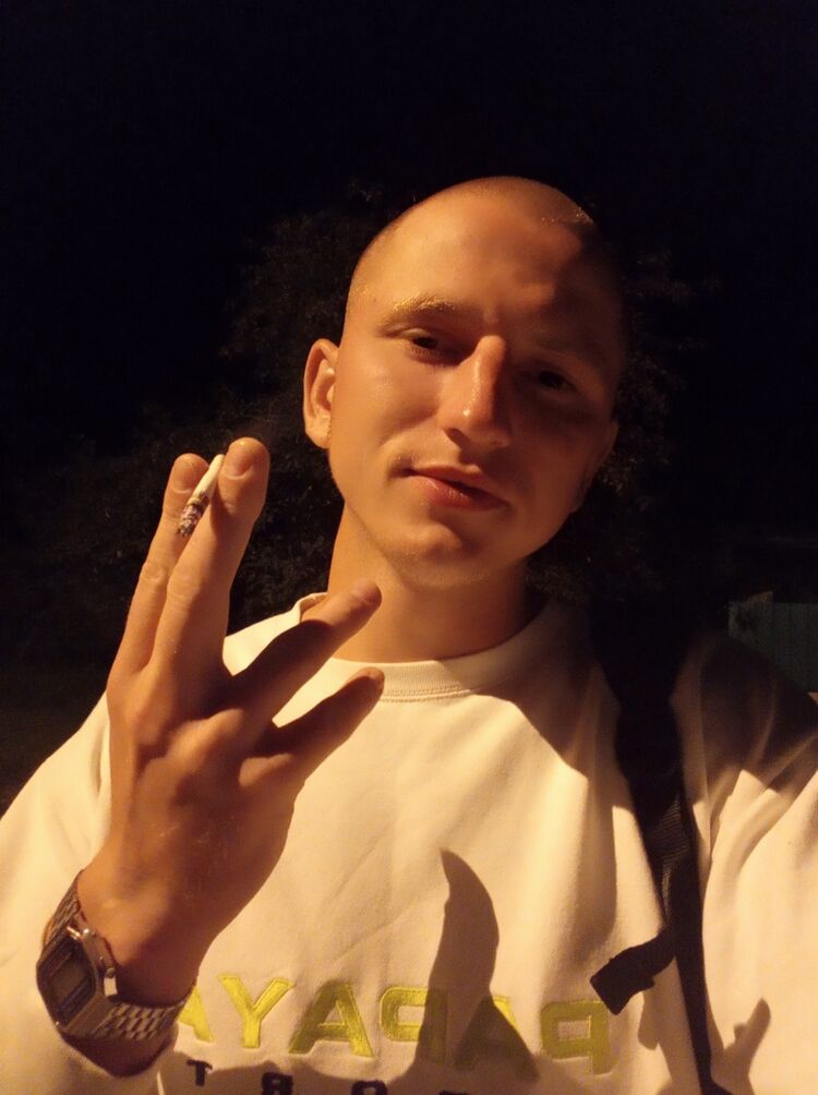  42840973  , 24 ,    
