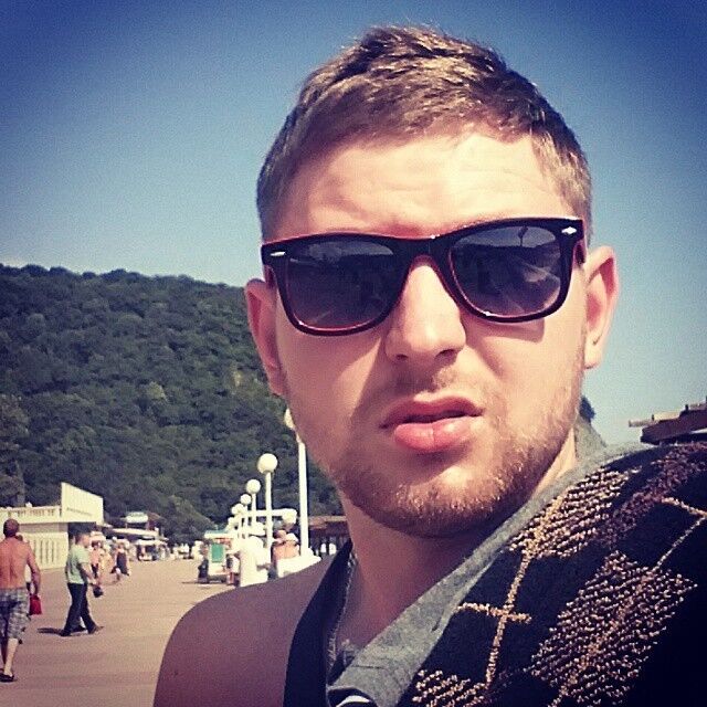 ���� 10042073 ������� ������, 32 ����, ���� ���������� � �������-��-����