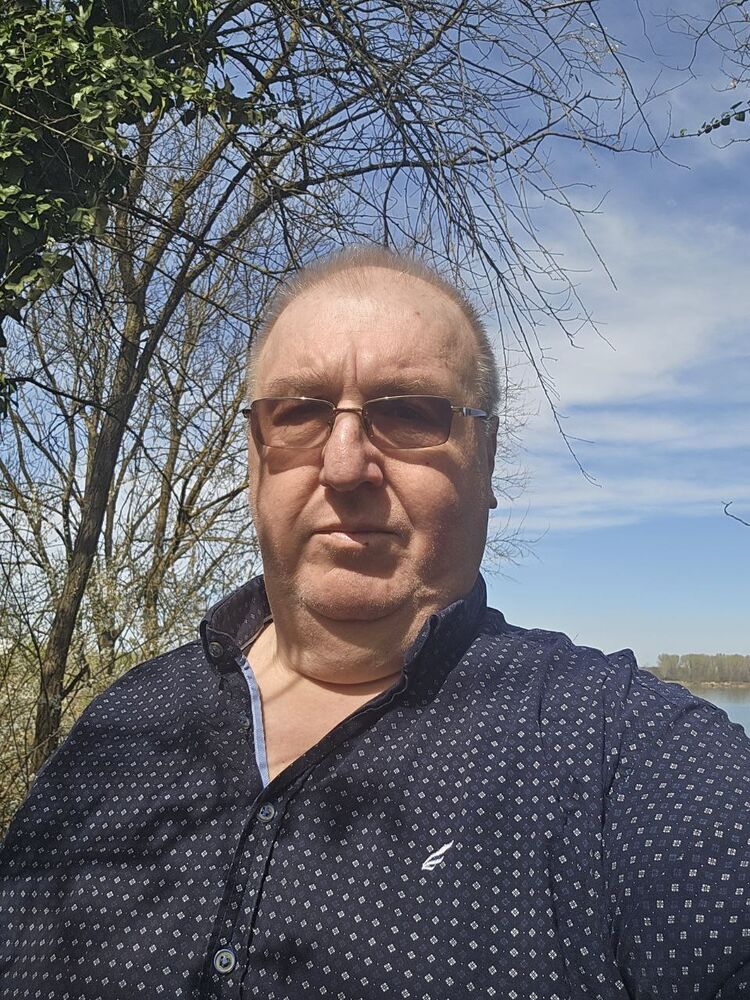  ,   Tsvetan, 56 ,   ,   