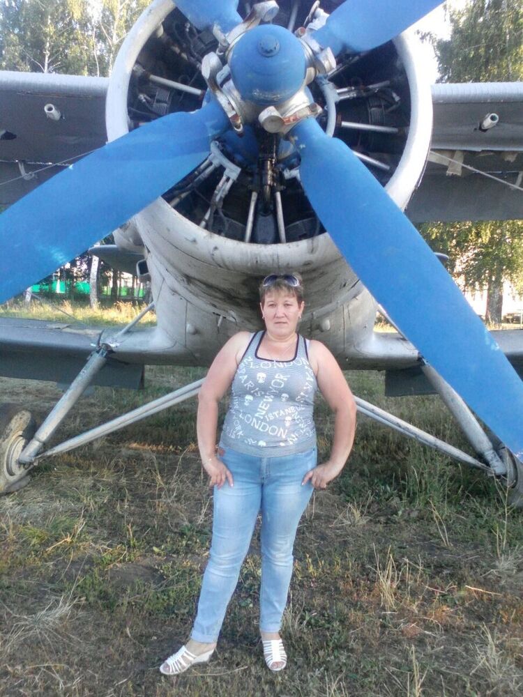  20785083  Olga, 25 ,    