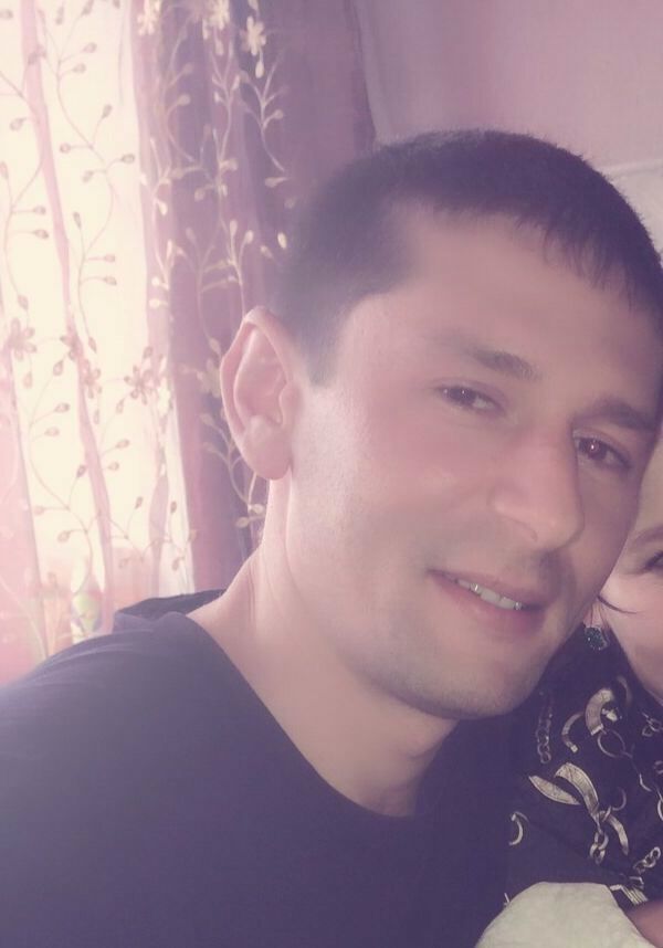  8338453  Ruslan, 39 ,    