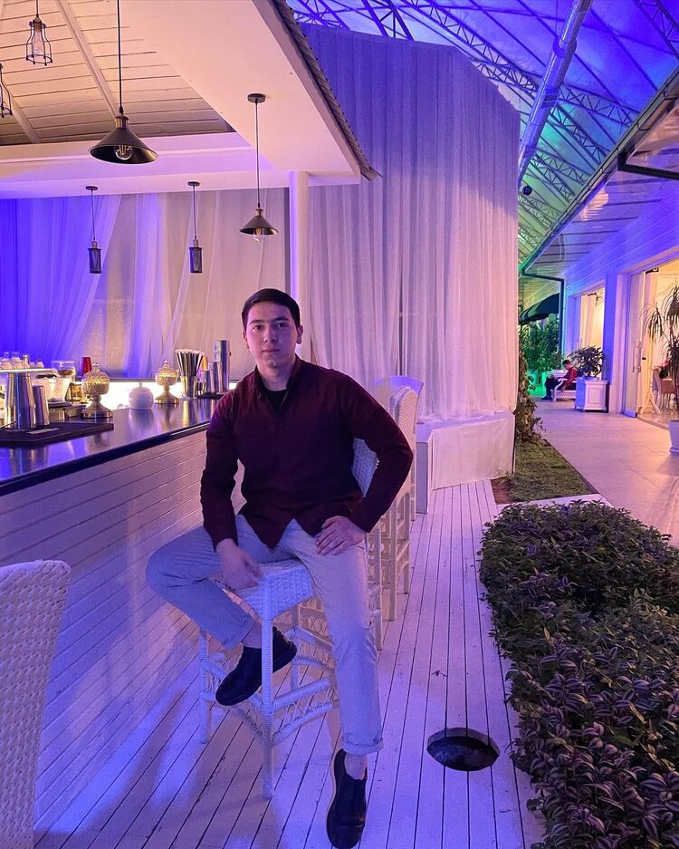  ,   Zuhriddin, 26 ,   ,   