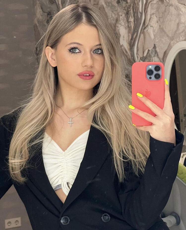 -,   , 24 ,   ,   