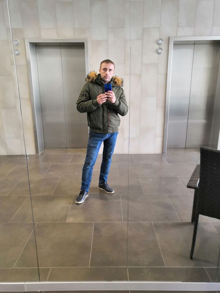  15630773  , 38 ,    