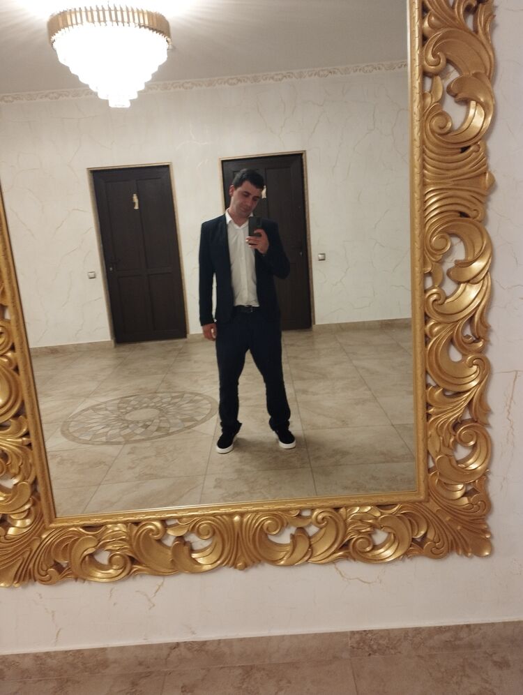  ,   Alik, 29 ,   ,   , c , 