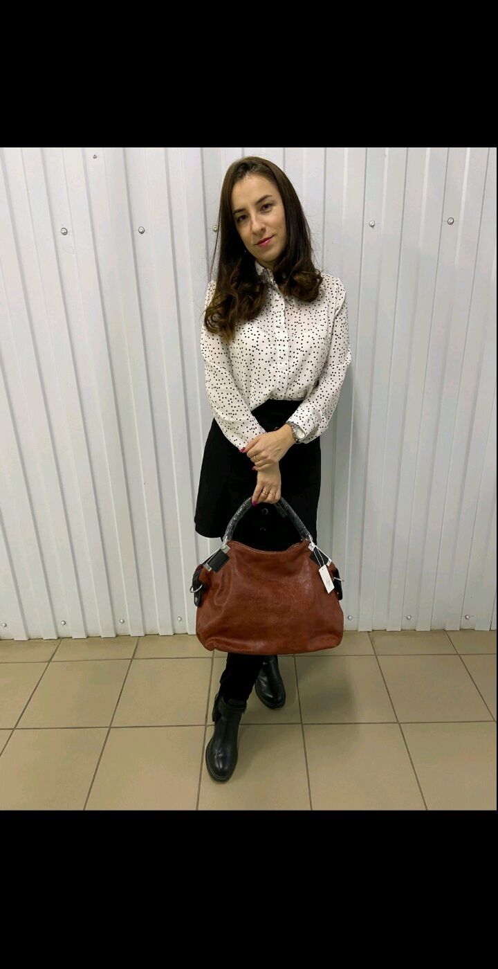  33343643  Ilina, 50 ,    