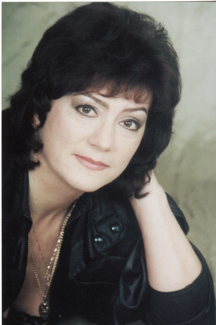  5611743  Tanya, 60 ,    Correggio