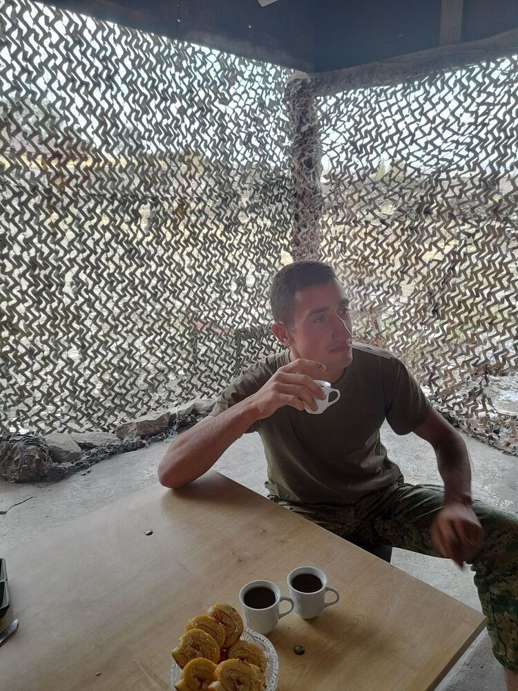  ,   Ero, 23 ,   ,   , c , 