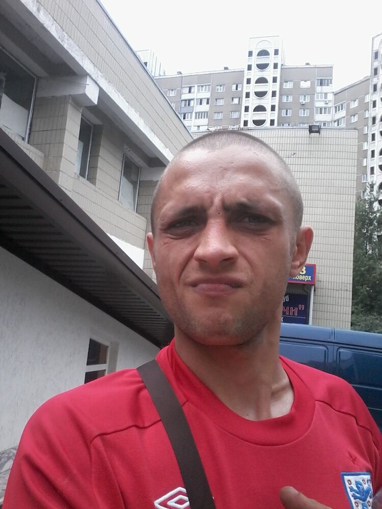  7615563  Lesha, 37 ,    