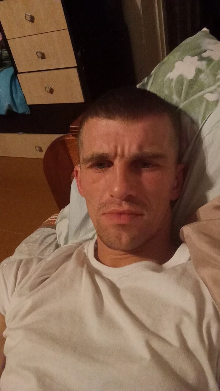  46843163  Sergei, 33 ,    