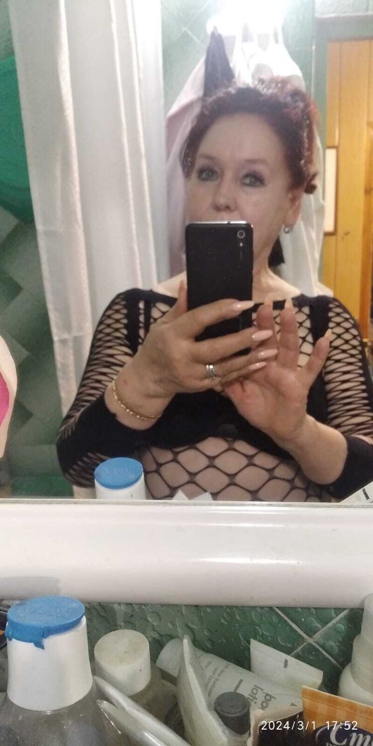  42681243  , 49 ,    