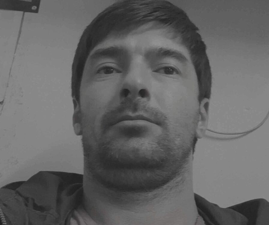  27415403  , 39 ,    -