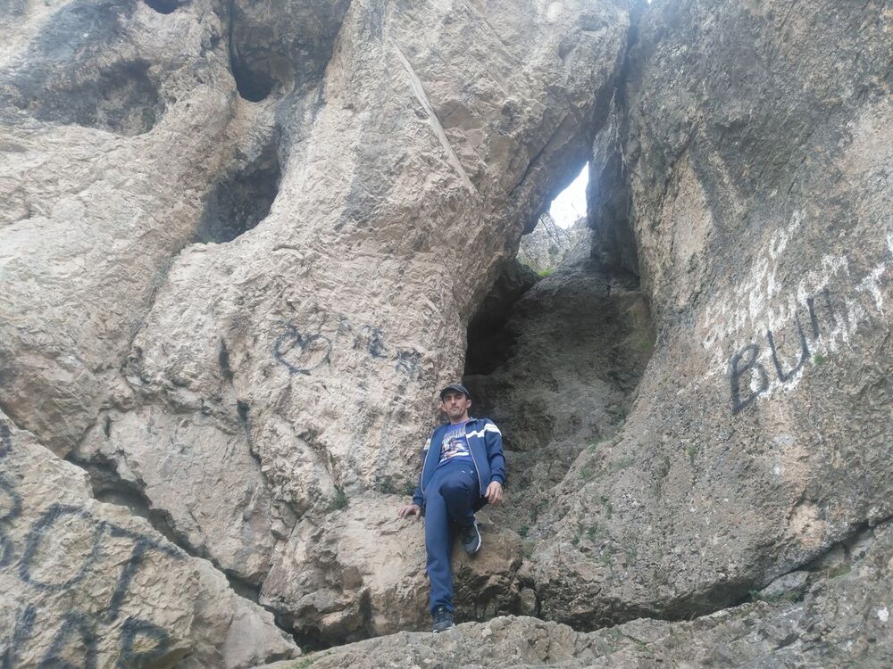  13819893  Lazizhon, 41 ,    