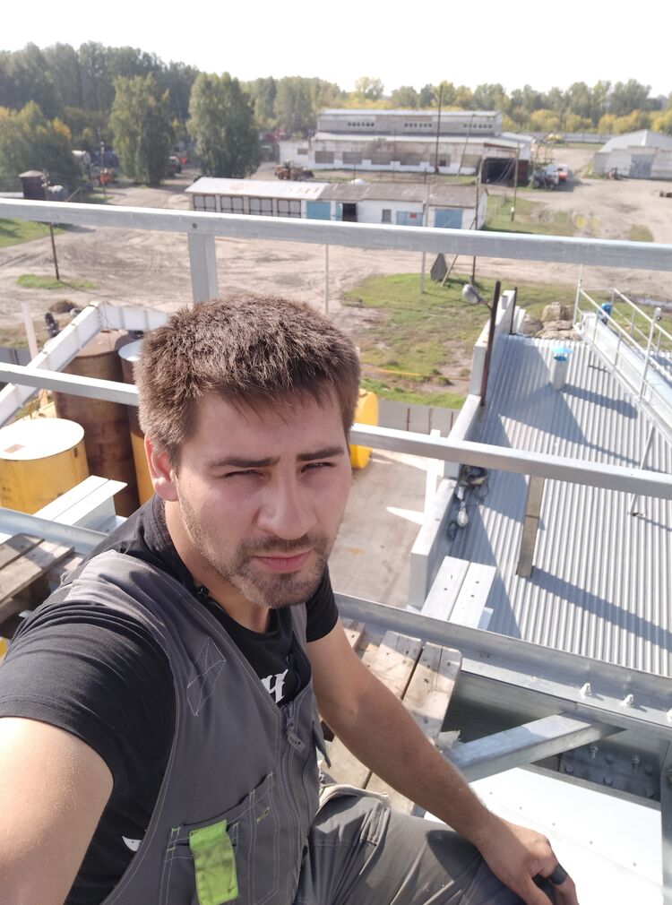  28934763  , 33 ,    
