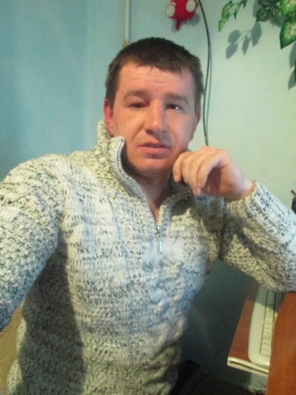  9235453  Lyjney, 39 ,    -