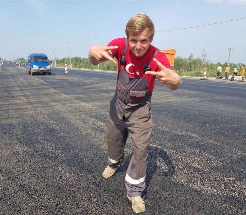  29340173  Anton, 42 ,    