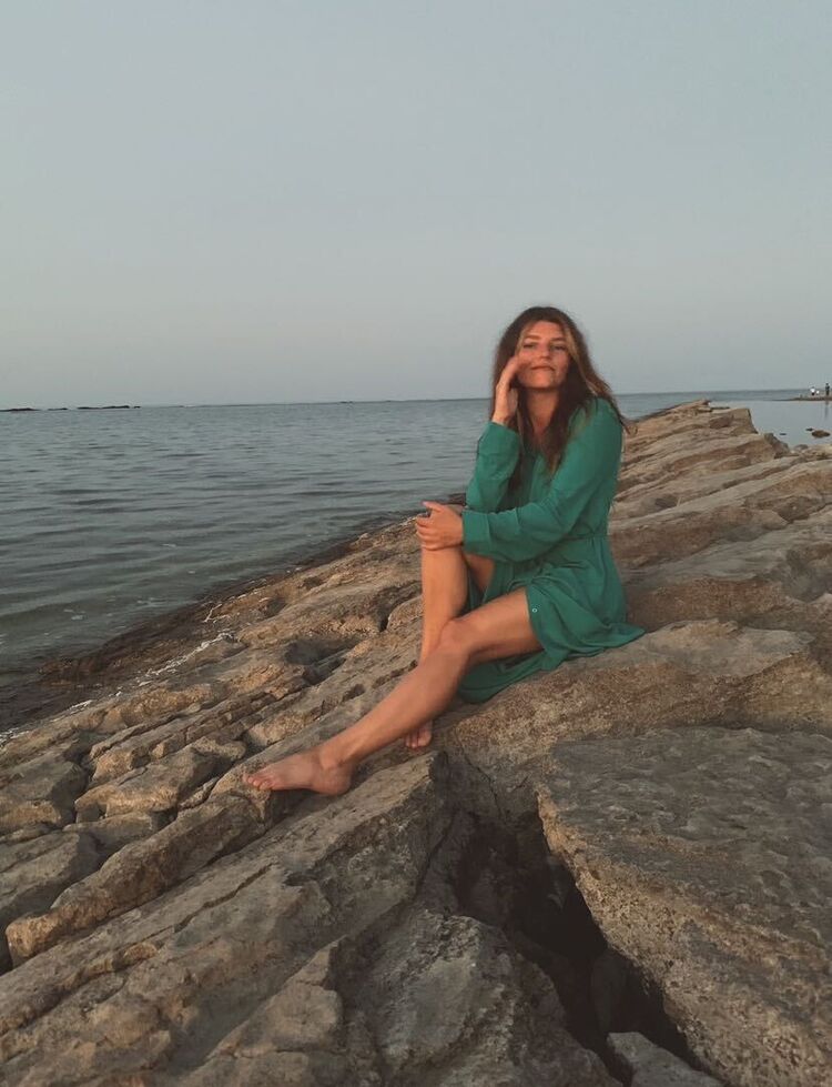  38556623  , 35 ,    -