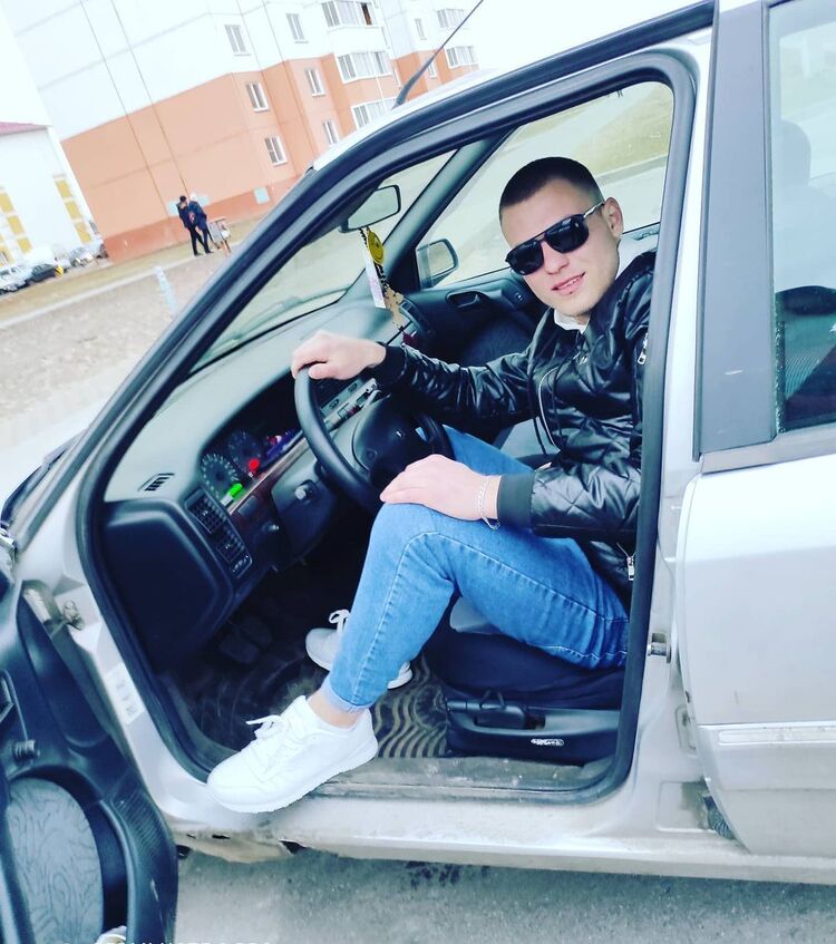  45189643  , 28 ,    