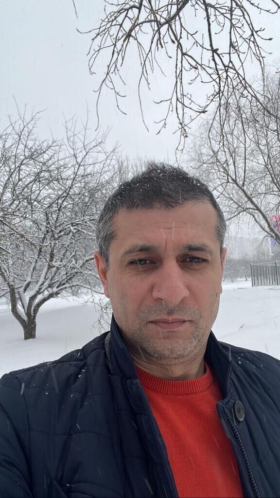  ,   Erol, 46 ,   ,   