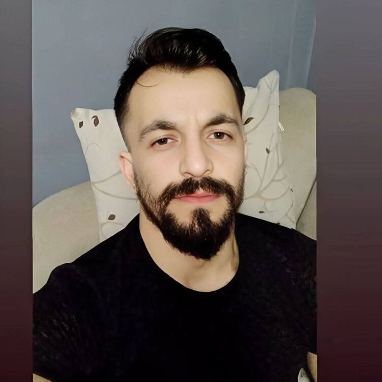  54567733  Volkan, 29 ,    