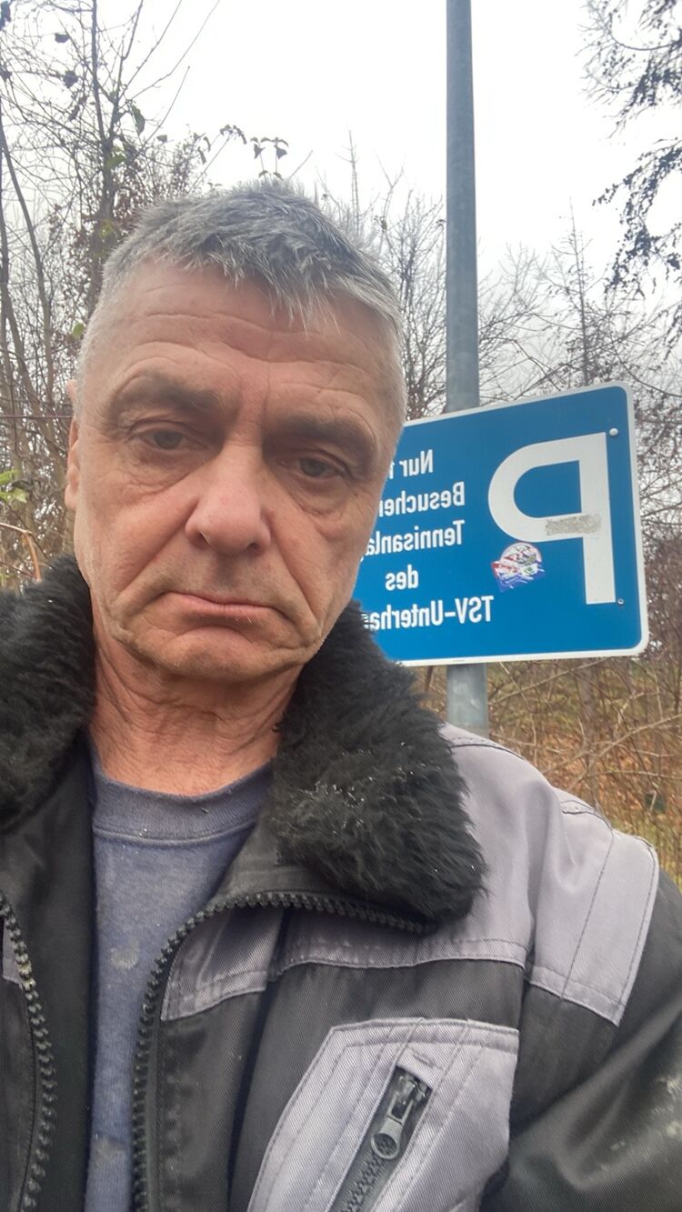  54597963  , 57 ,    Kirchseeon