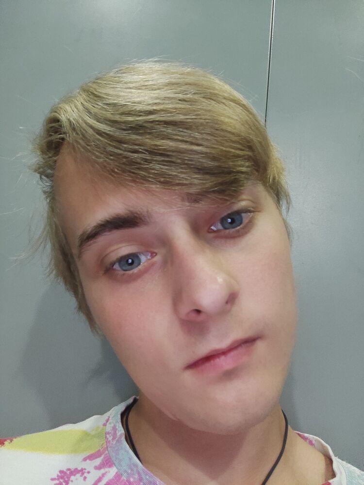  45713693  , 18 ,    
