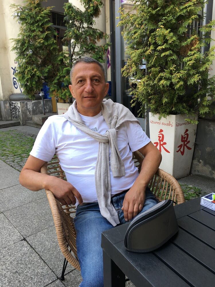  37825743  Yakob Armenn, 60 ,    Warszawa