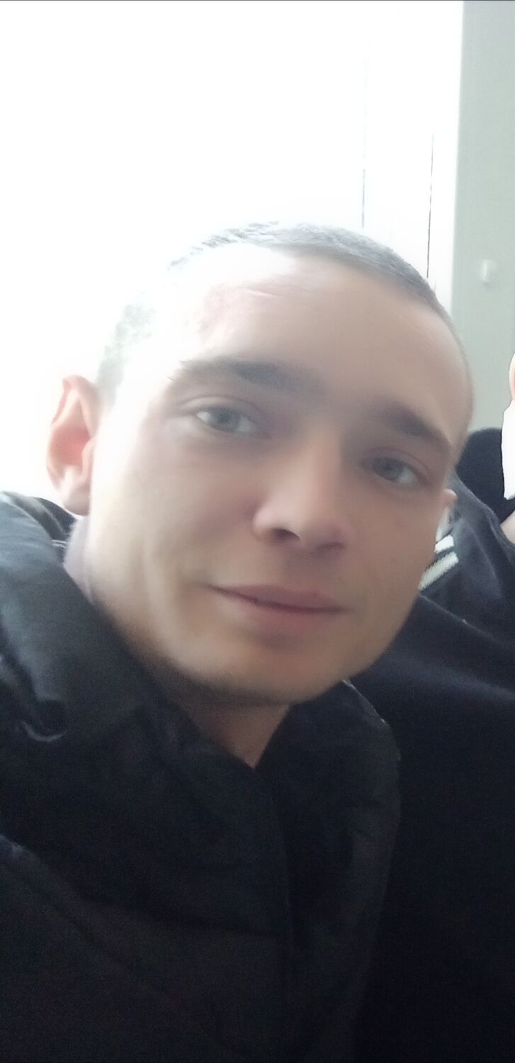  37020373  , 29 ,    