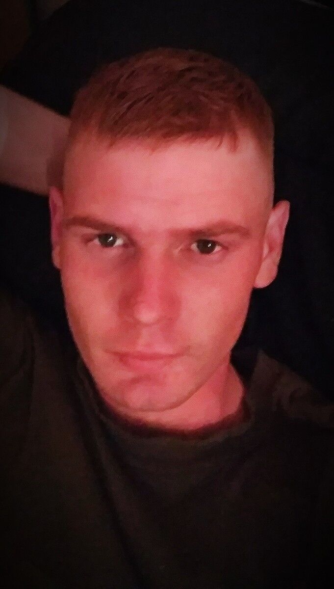  15639733  , 31 ,    