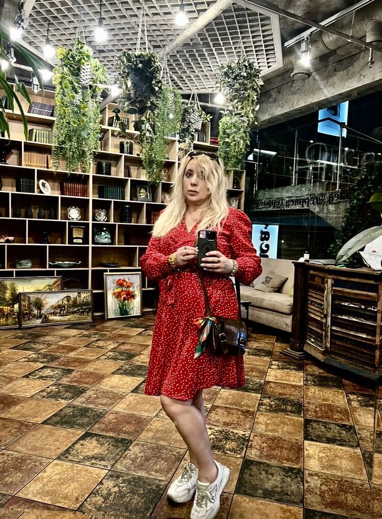  ,   Tatiana, 40 ,   c 