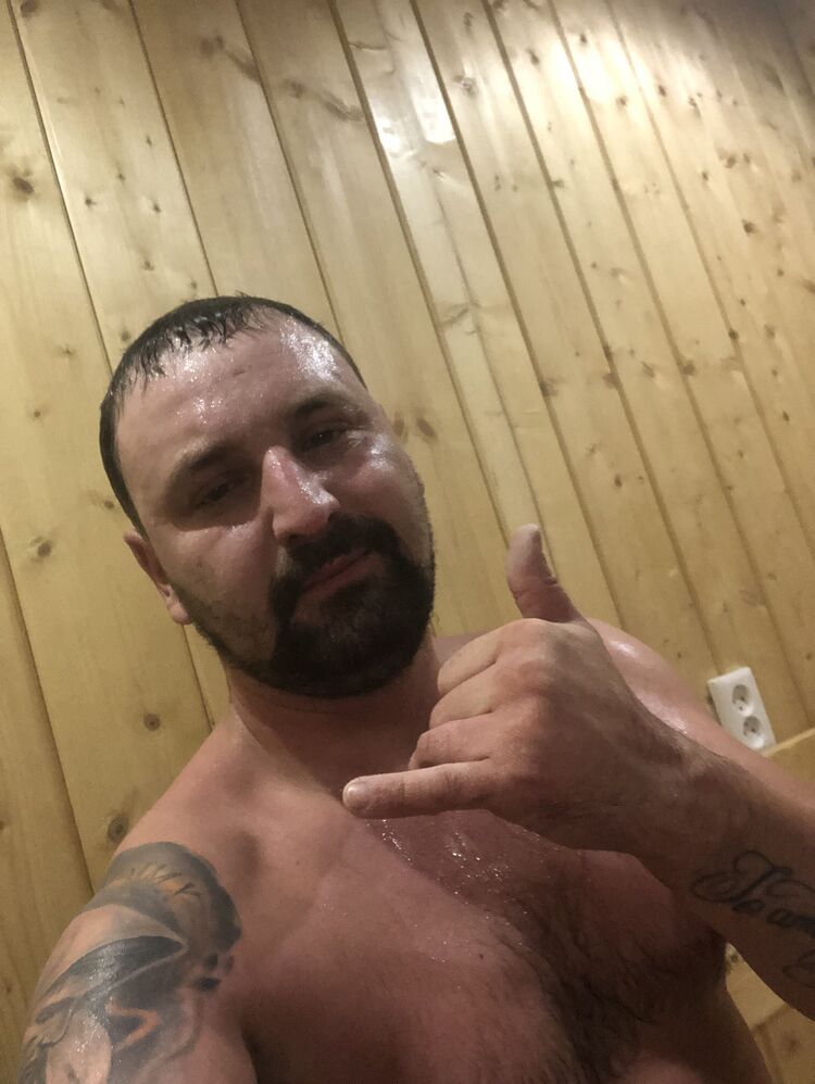  25882933  , 37 ,    