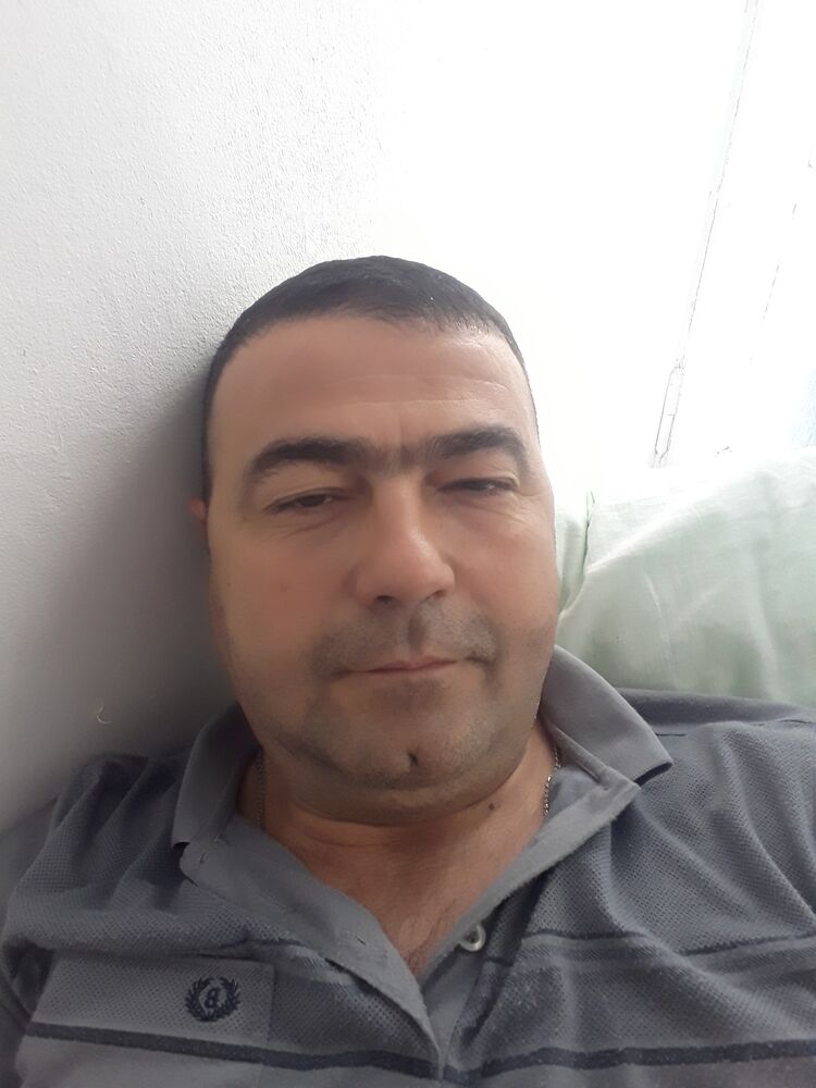  33806483  Ali, 42 ,    