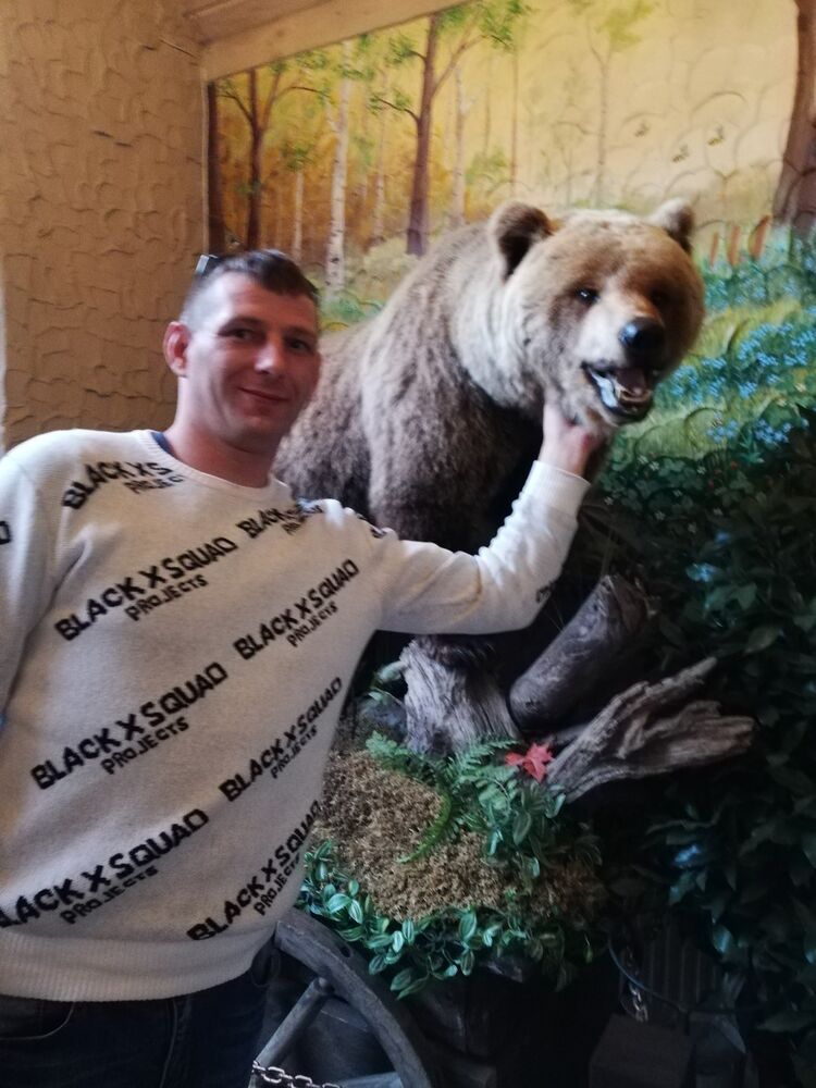  ,   Andrejs, 38 ,   ,   , c 