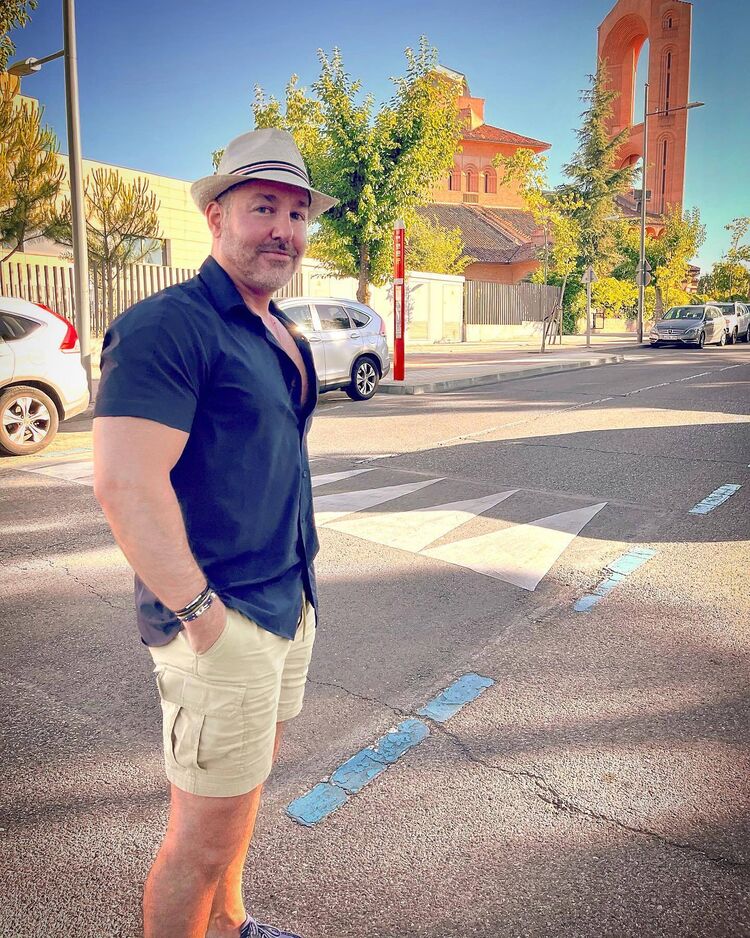  Palais-Bourbon,   Marco ferrer, 55 ,   ,   